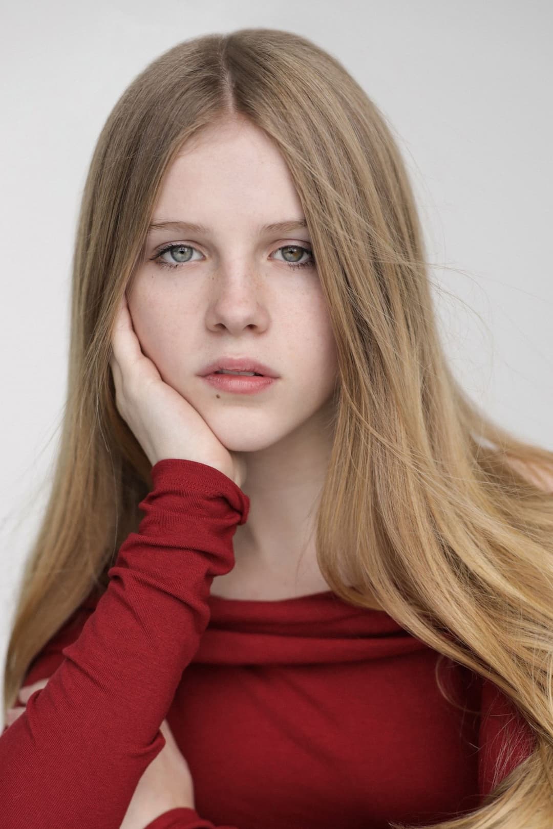 Alyla Browne profile
