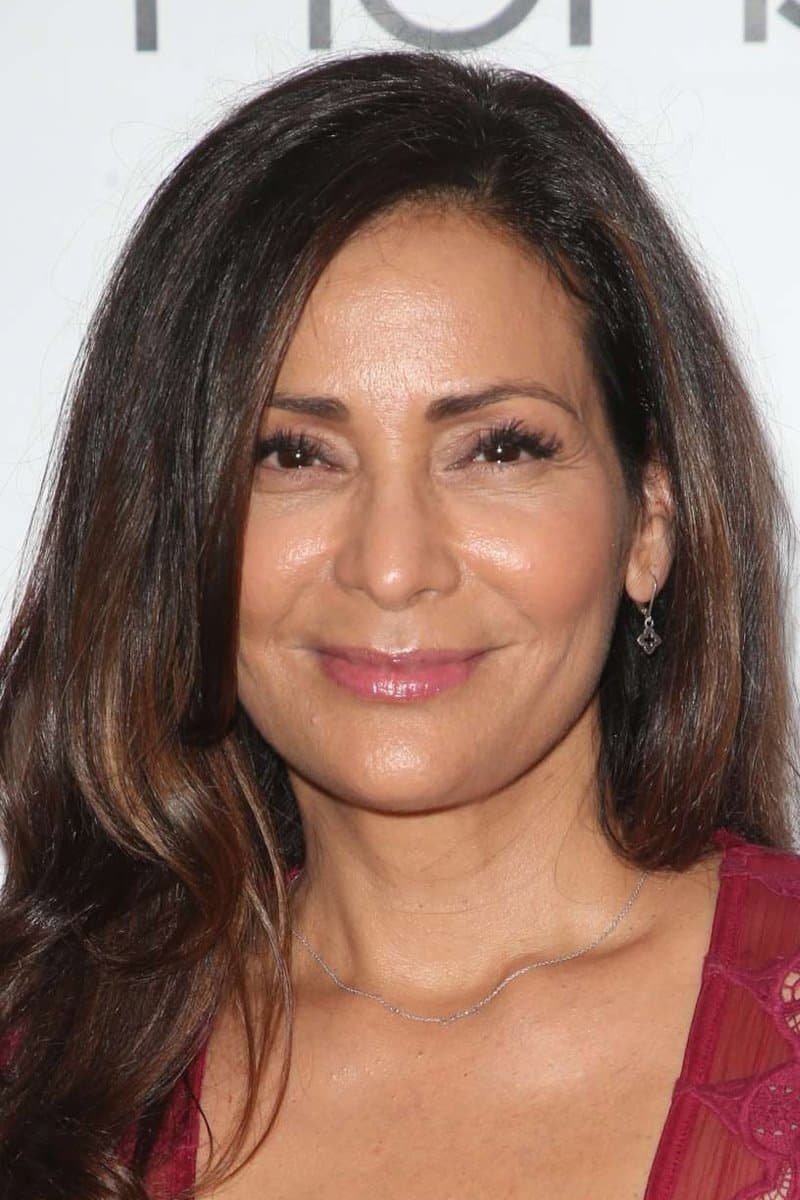 Constance Marie profile