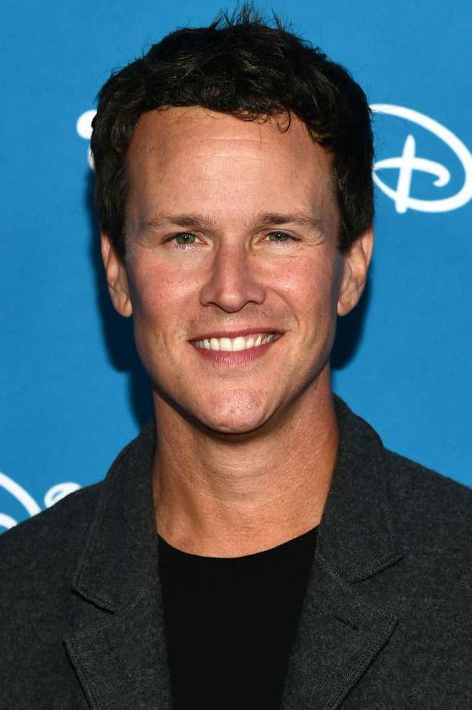 Scott Weinger profile