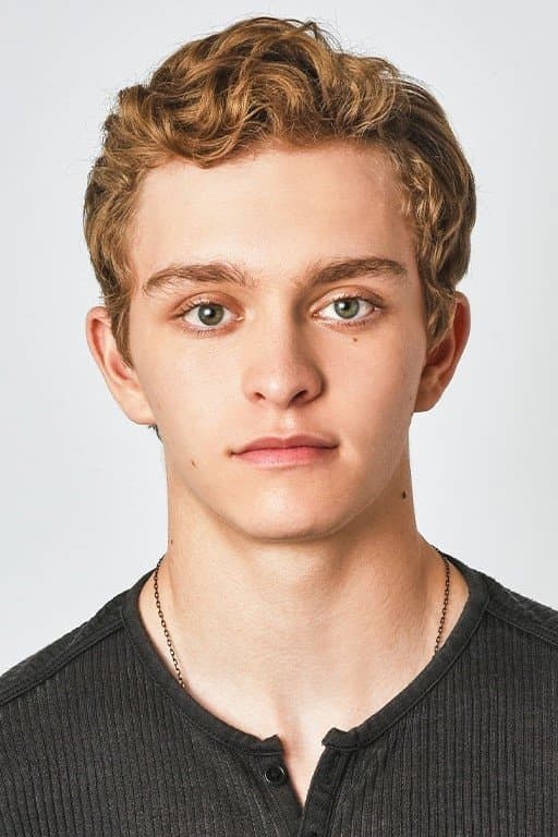 Gavin Lewis profile