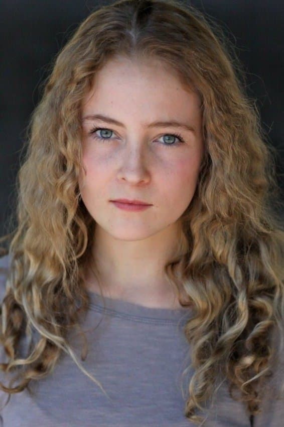 Mia Stallard profile