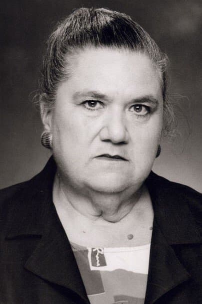 Linda Lutz profile