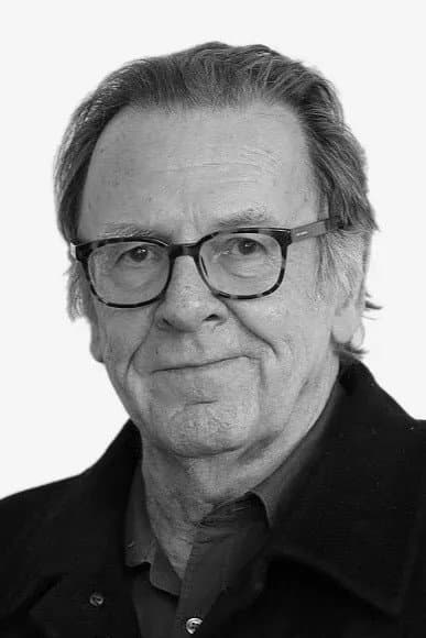 Tom Wilkinson profile