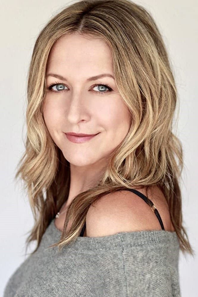 Ali Hillis profile