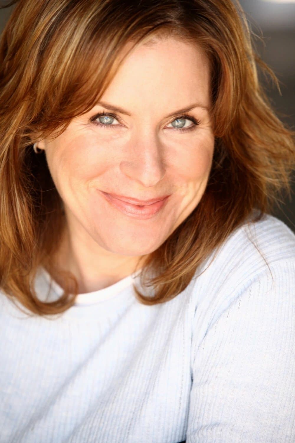 Julianne Grossman profile