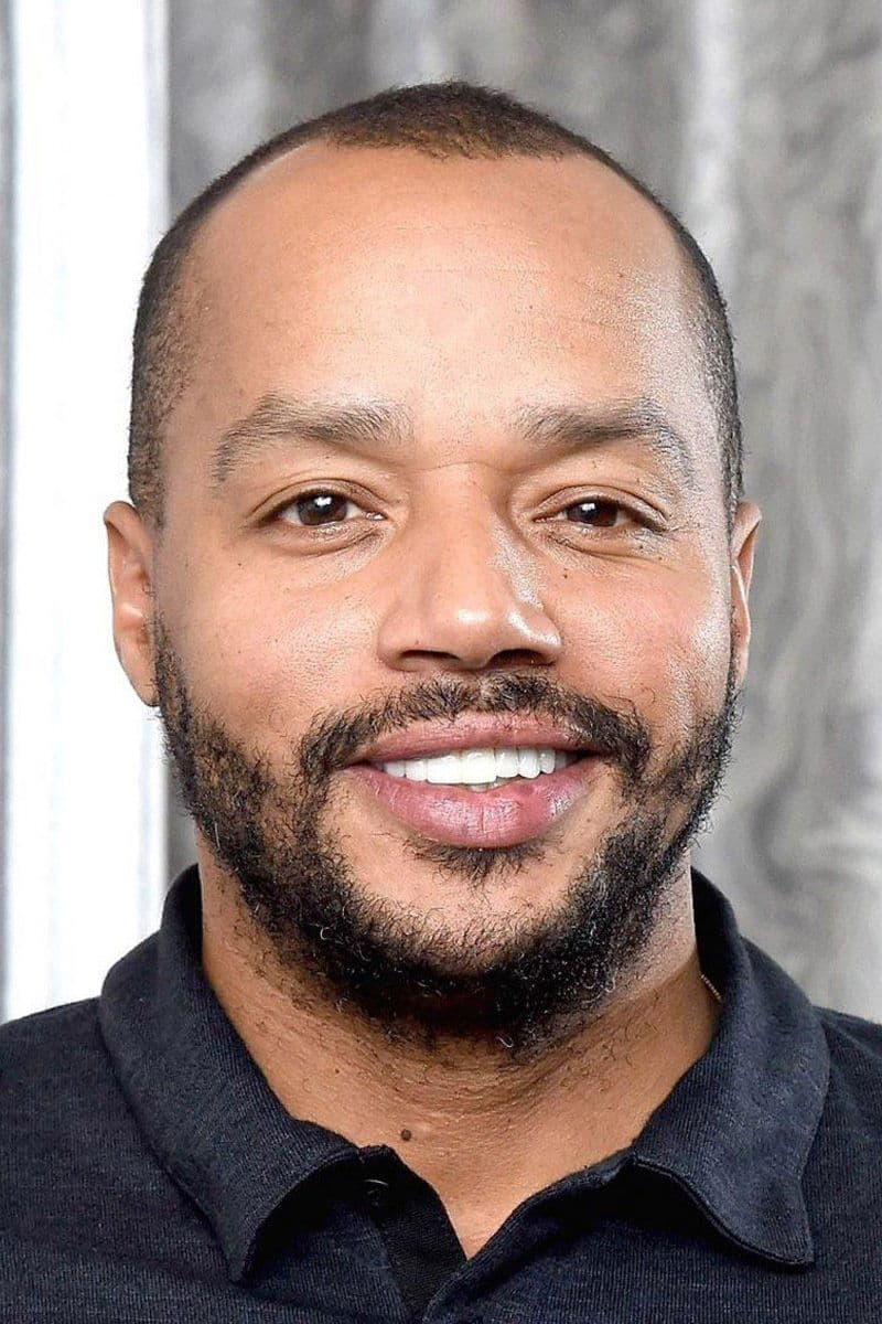 Donald Faison profile