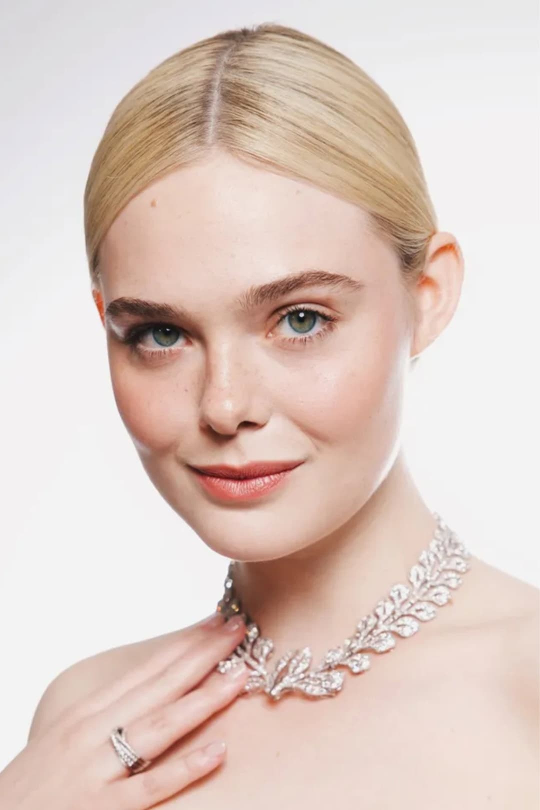 Elle Fanning profile