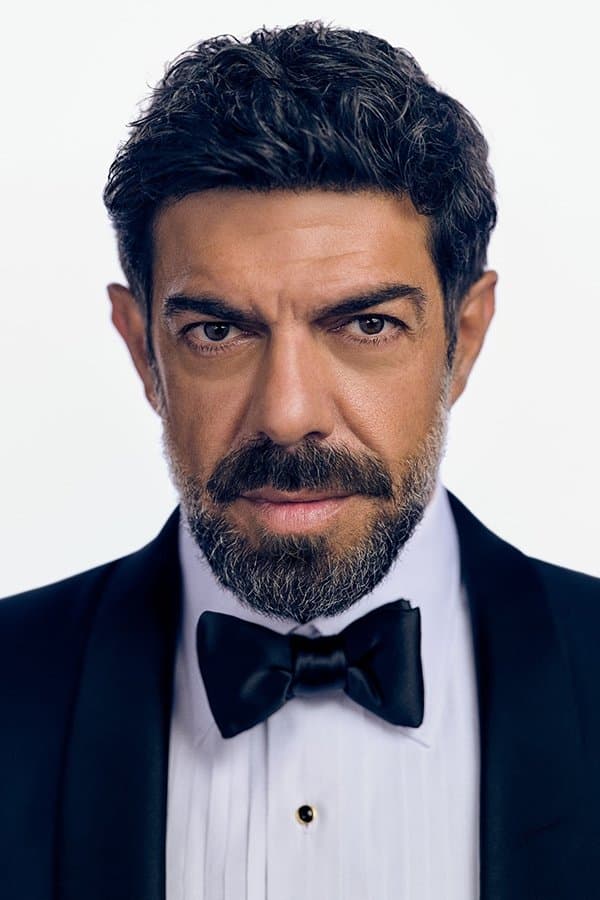 Pierfrancesco Favino profile