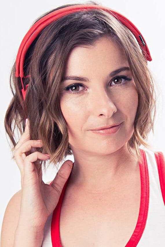 Cassandra Lee Morris profile