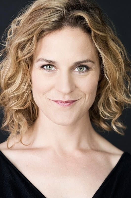 Alicia Johnston profile