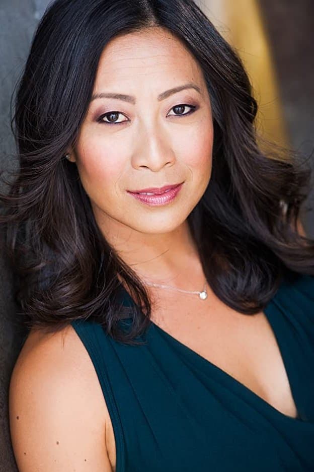 Elizabeth Pan profile
