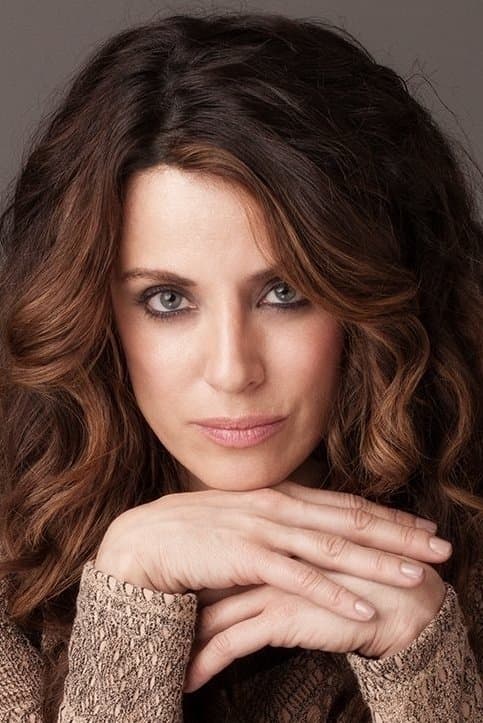 Alanna Ubach profile