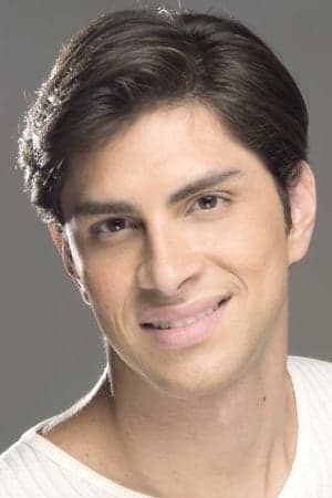 Cesar Flores profile