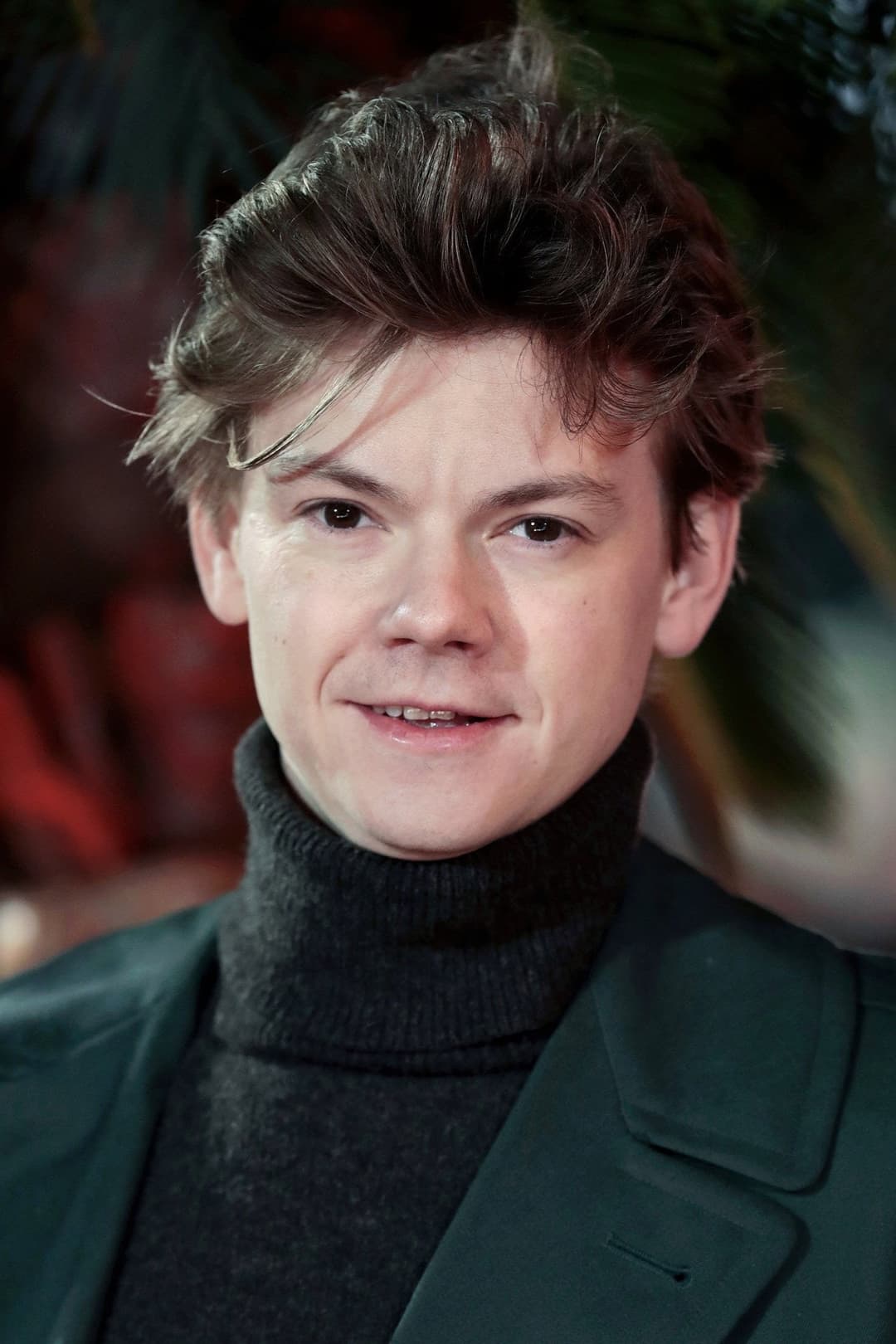 Thomas Brodie-Sangster profile