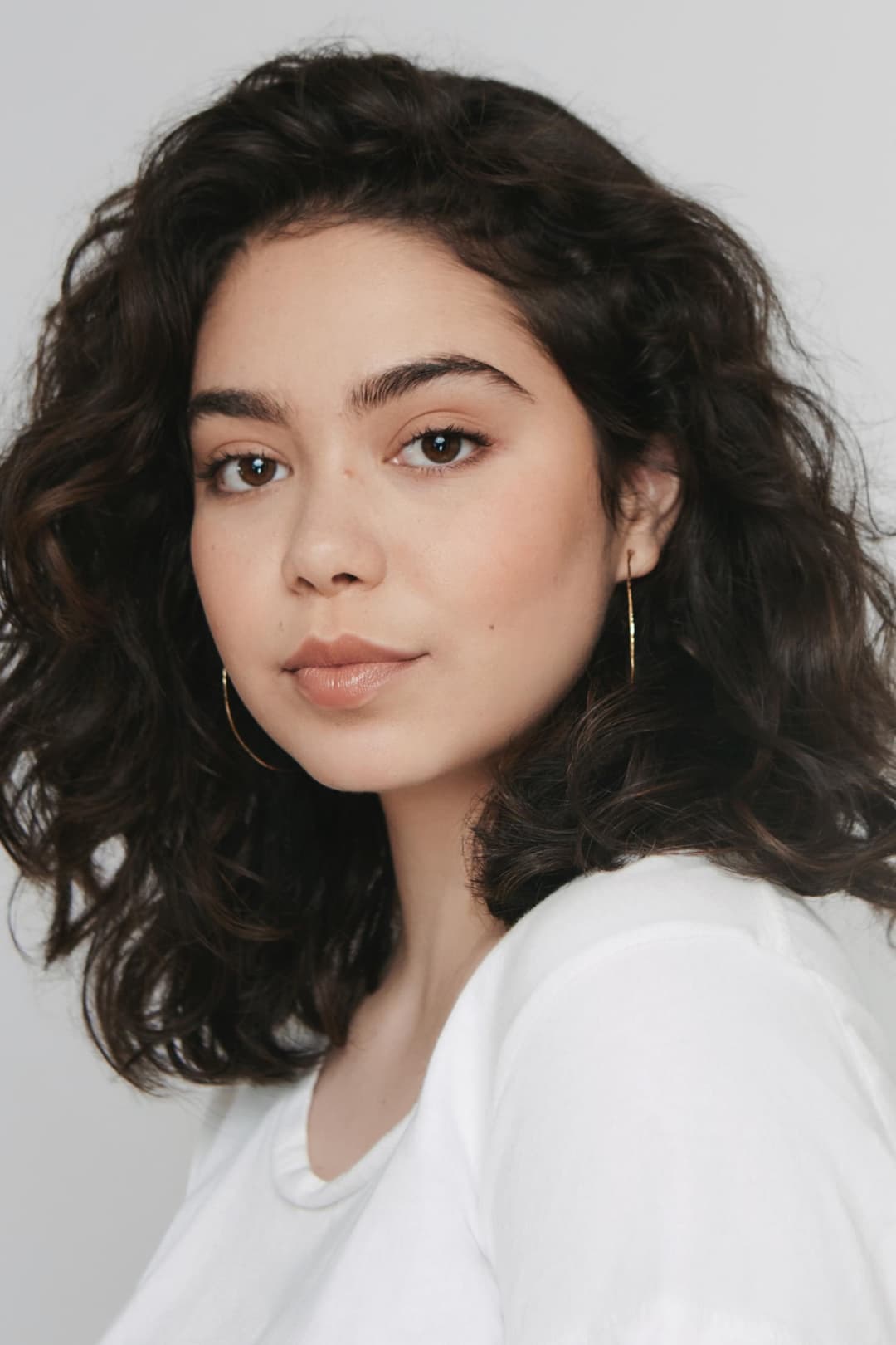 Auliʻi Cravalho profile