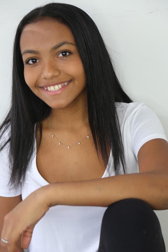 Isis Moore profile