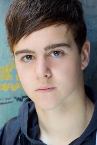 Scott Chisholm profile