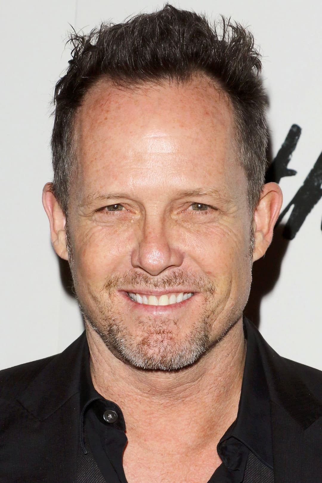 Dean Winters profile