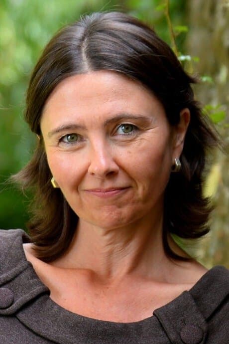 Noni Lewis profile